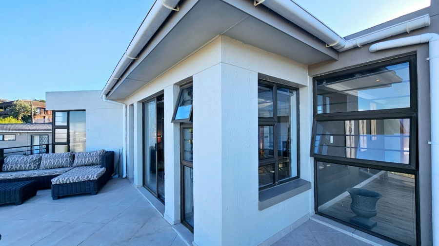 5 Bedroom Property for Sale in Dana Bay Western Cape